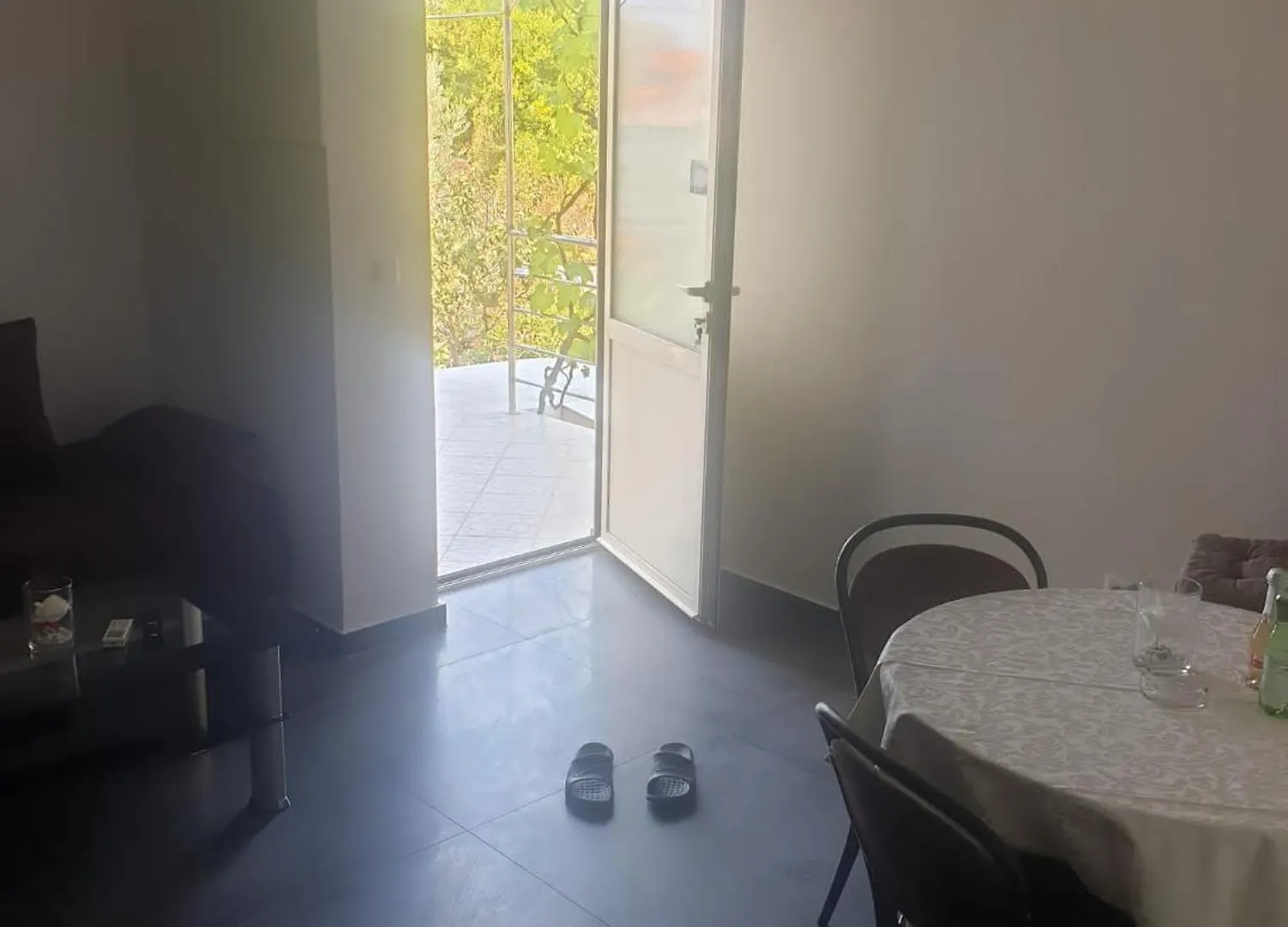 Studio Apartment With Free Parking And No Balcony But Terase In Front Of The House Pula