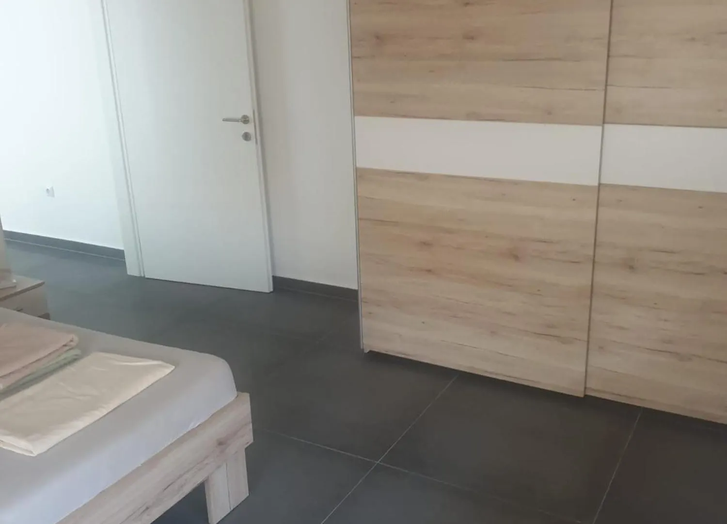 Studio Apartment With Free Parking And No Balcony But Terase In Front Of The House Pula Croatia