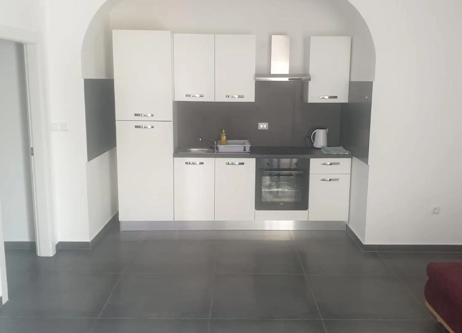 Studio Apartment With Free Parking And No Balcony But Terase In Front Of The House Pula